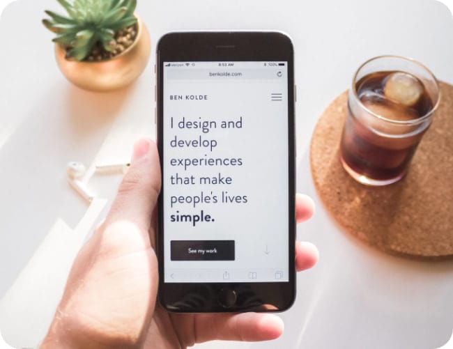 mao_segurando_celular